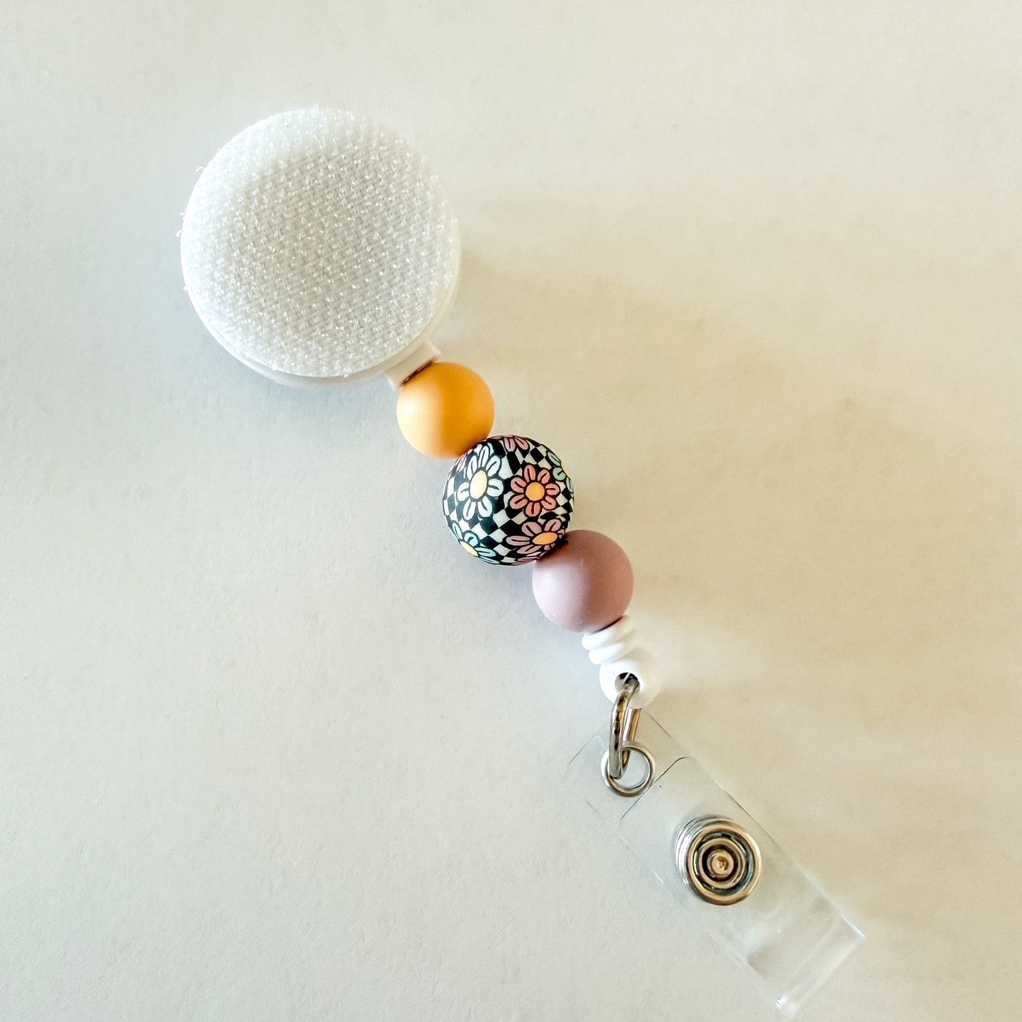 Checkered Daisy Interchangeable Badge Reel