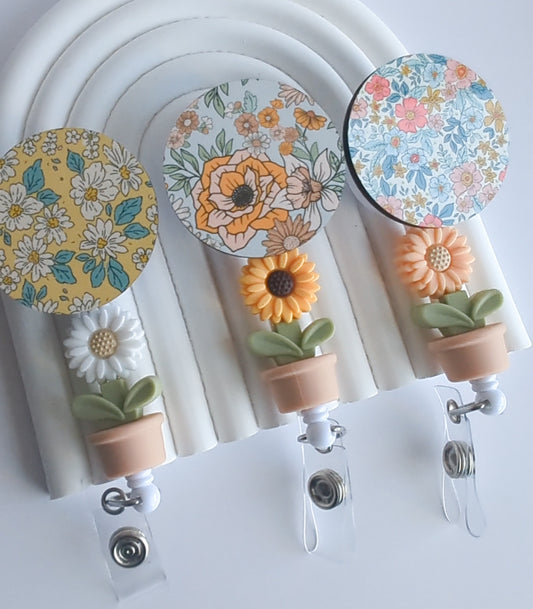 DAISY POTTED Interchangeable Badge Reel