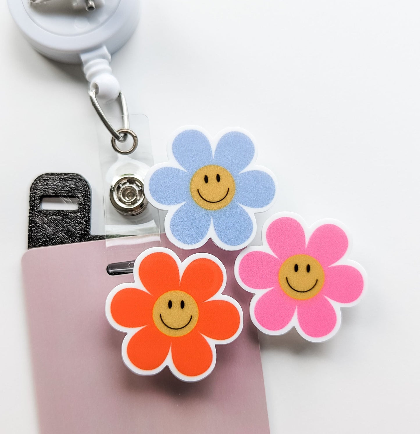 Badge Topper / CHARM COLLECTION - Daisy Smile - Charm Only